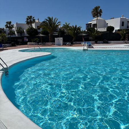 Casa Amplia Y Moderna De 3 Habitaciones En Complejo Con Piscina Costa Teguise Exteriör bild