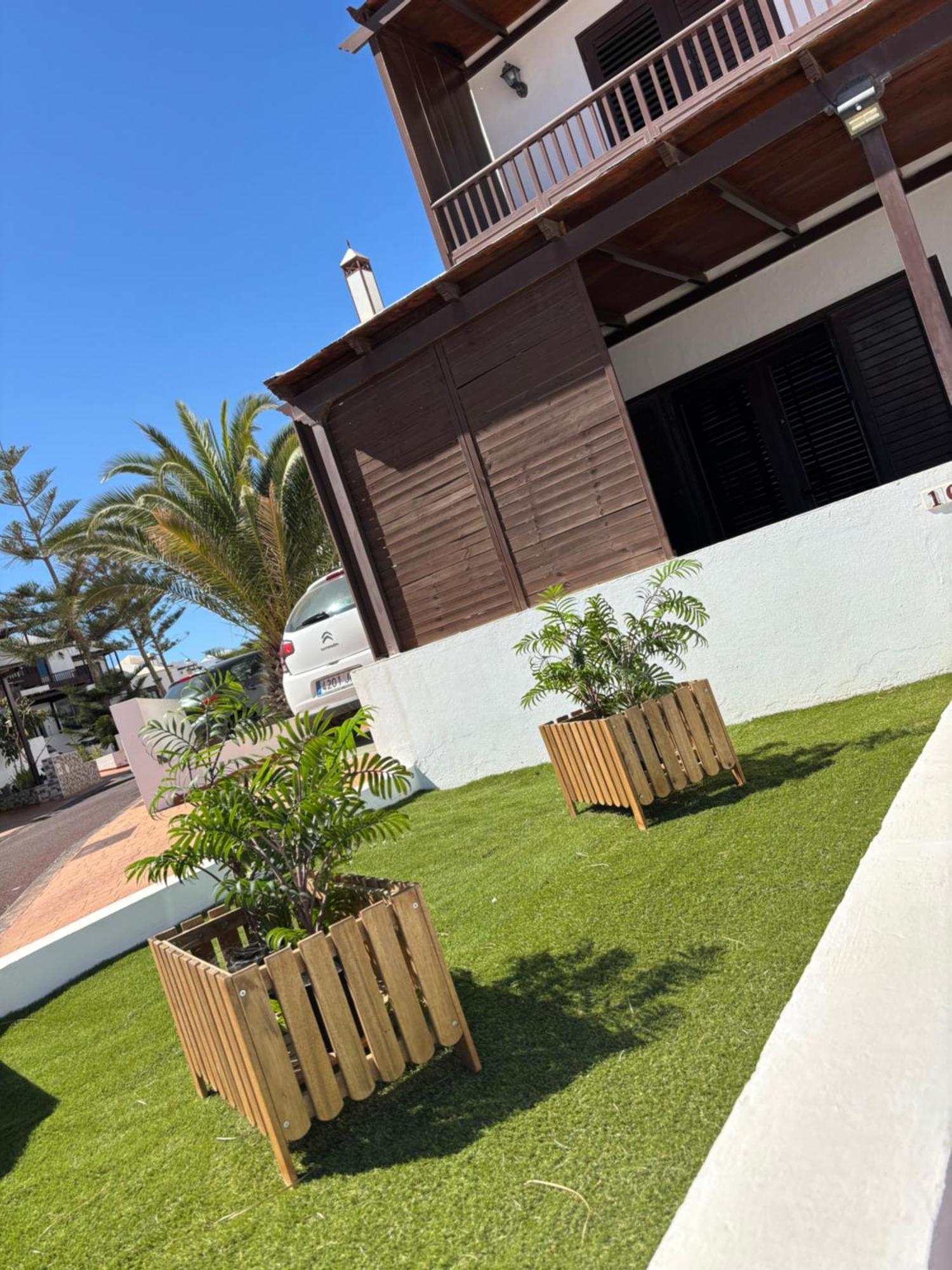 Casa Amplia Y Moderna De 3 Habitaciones En Complejo Con Piscina Costa Teguise Exteriör bild