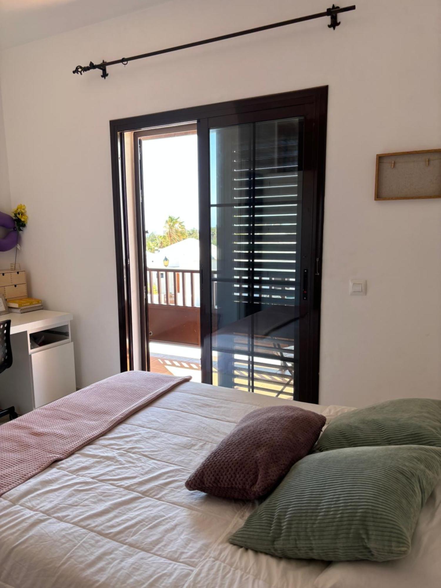 Casa Amplia Y Moderna De 3 Habitaciones En Complejo Con Piscina Costa Teguise Exteriör bild